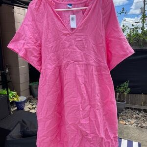 Old Navy Fuchsia V-Neck mini dress size medium brand NEW with tags